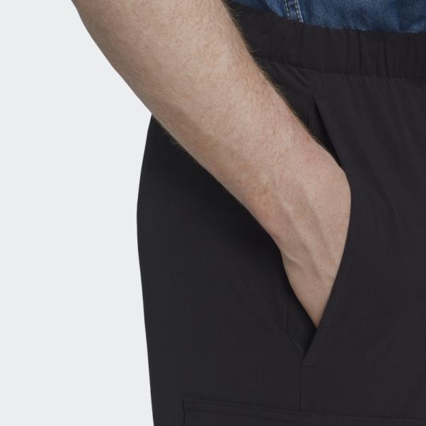 Short Cargo Adidas Aventure Noir