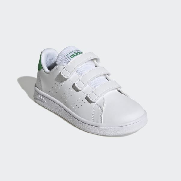 Chaussures à Crochets Et Boucles De Style De Vie D'avantage Court Adidas Blanc