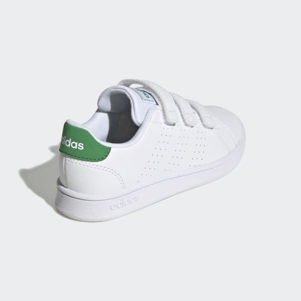 Chaussures à Crochets Et Boucles De Style De Vie D'avantage Court Adidas Blanc