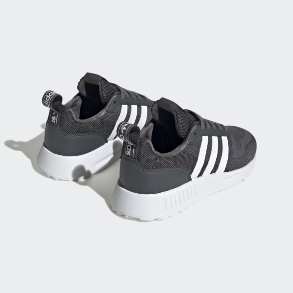 Chaussures Adidas Multix Noires élégantes