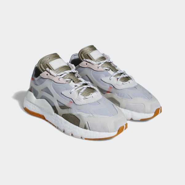 Chaussures Adidas Nite Jogger Grises