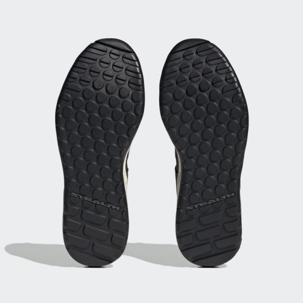 Chaussures Adidas 5 Ten Trailcross Xt Grises