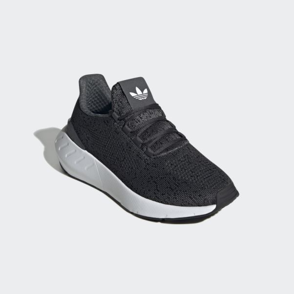 Chaussure Swift Run 22 Adidas Gris