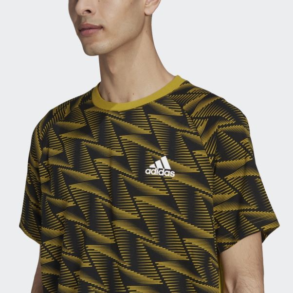 Adidas Olive Conçu Pour Le T-shirt De Voyage Gameday