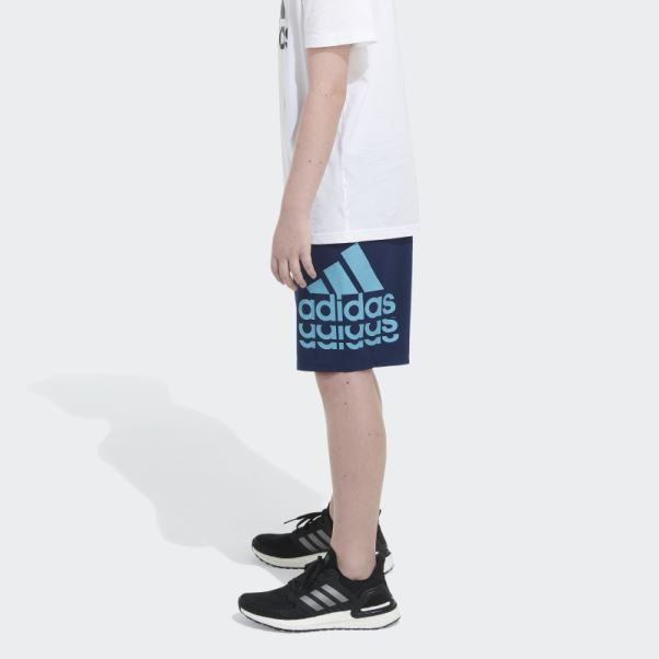 Short De Sport à écusson Tissé Essentials Bleu Marine Adidas