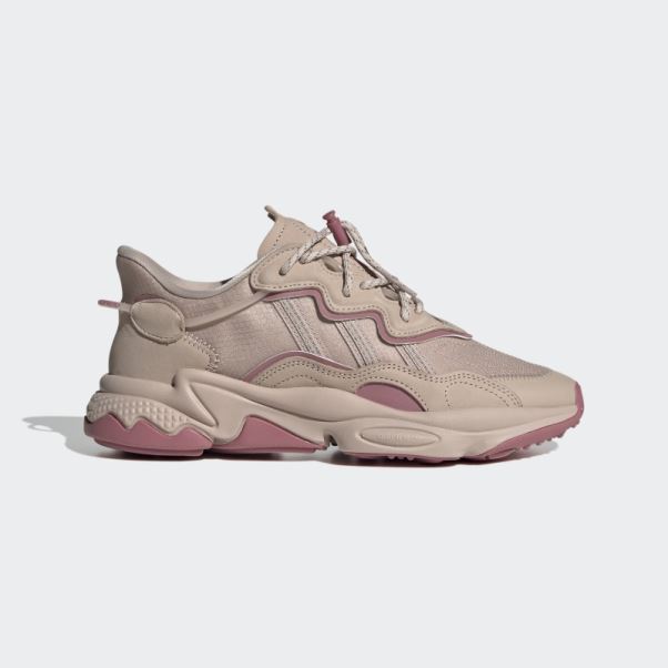 Chaussure Adidas Ozweego Rose