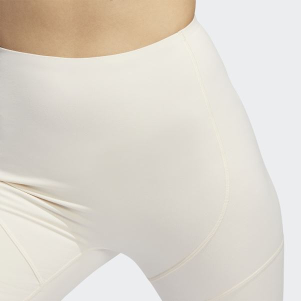 Collants Courts Adidas Yoga 4 Elements Studio Pocket Blanc Chaud