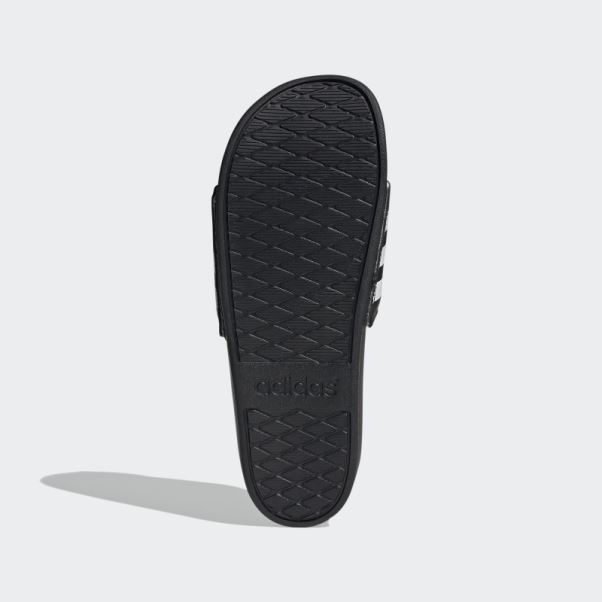 Adidas Adilette Confort Sandales Blanc Chaud