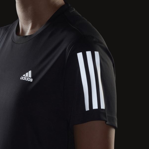 Adidas Possède Le T-shirt De Course Noir