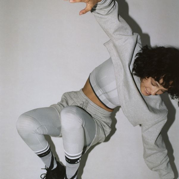 Sweat Court Adidas By Stella Mccartney Truecasuals Gris Moyen